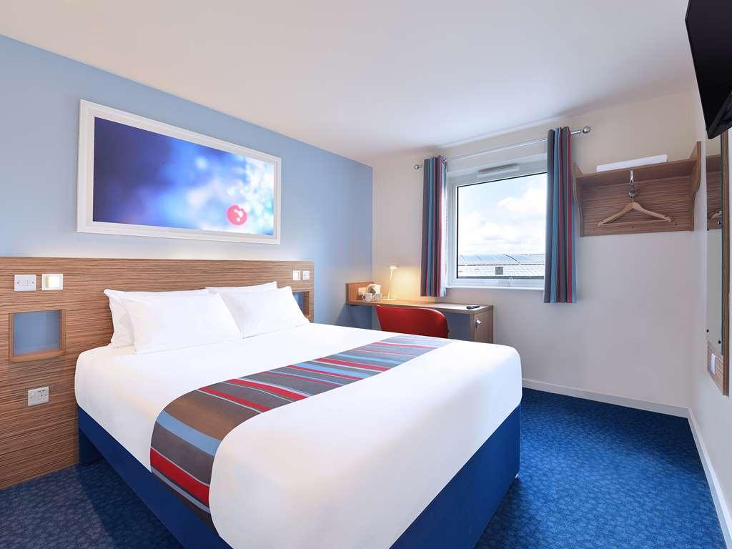Travelodge Widnes Room photo